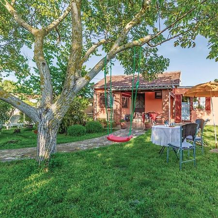 1 Bedroom Pet Friendly Home In Šišan Zewnętrze zdjęcie